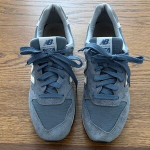 New Balance Men's Blue and Gray Sneakers